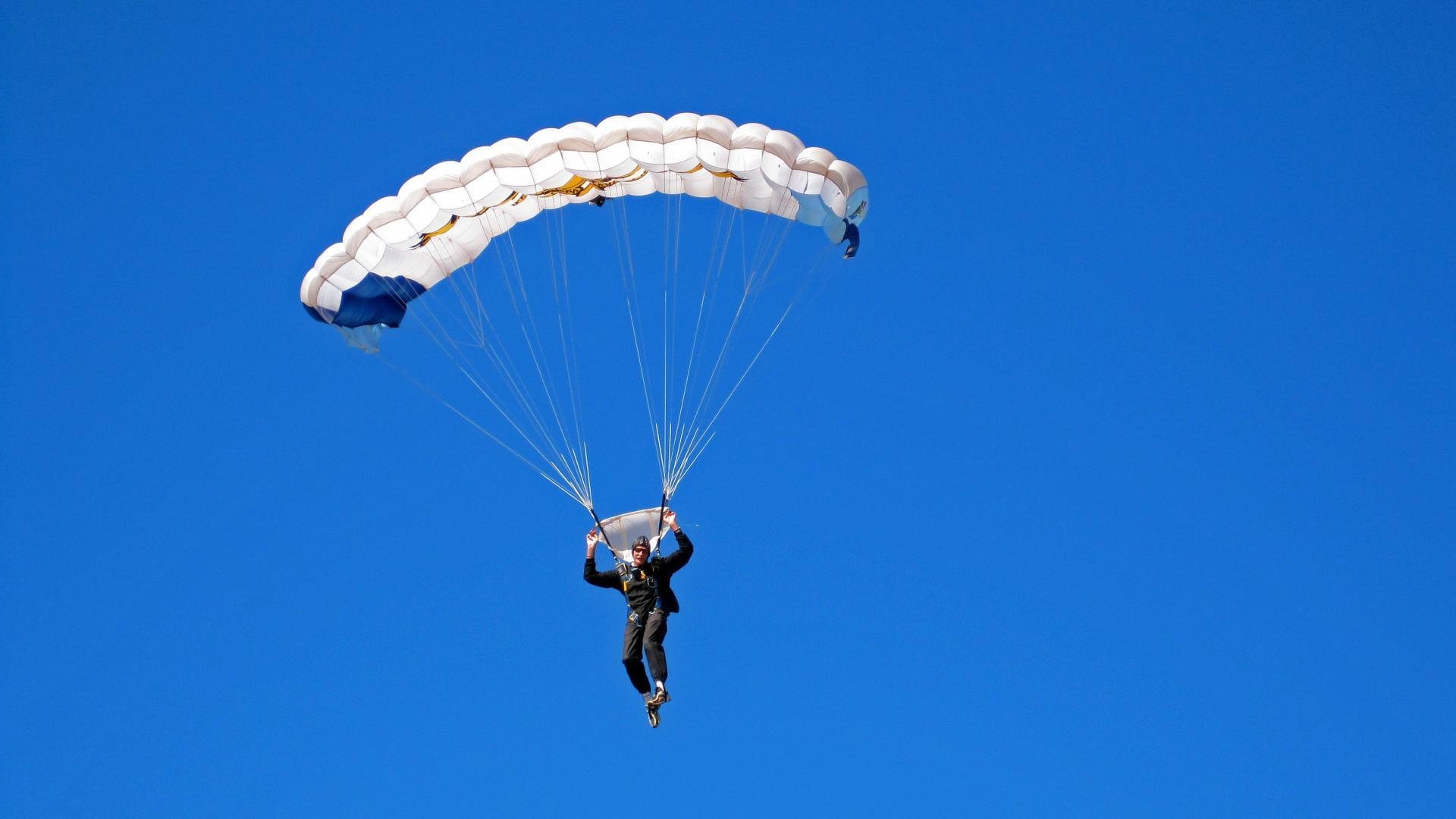 体育新闻中心发布体育数字传播新趋势白皮书,体育数字化转型