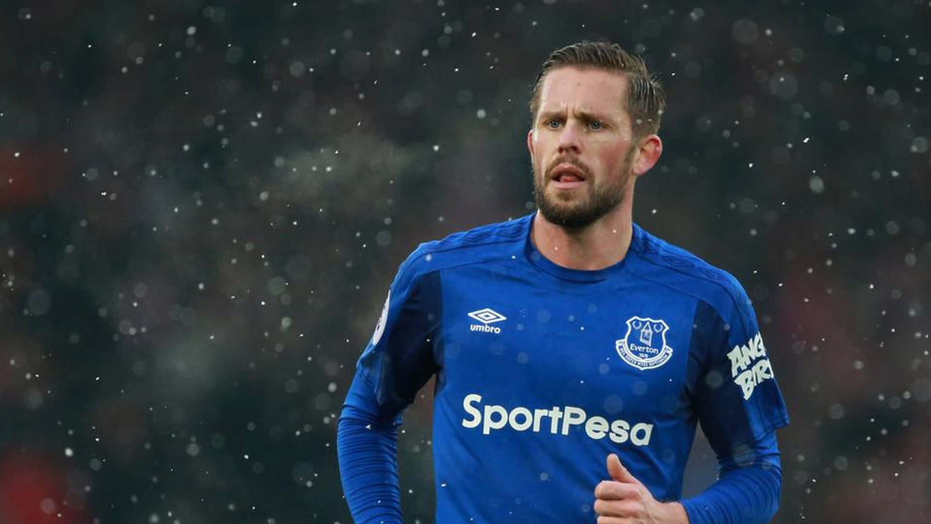 德甲球员视觉追踪训练促进战术执行速度的探索，视觉追踪训练方法